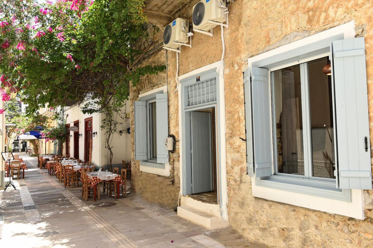 Margietta'S Suites Nafplion Exteriör bild