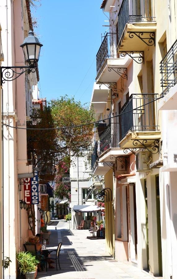 Margietta'S Suites Nafplion Exteriör bild
