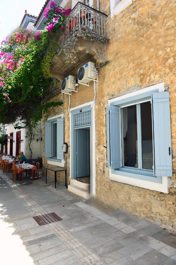Margietta'S Suites Nafplion Exteriör bild