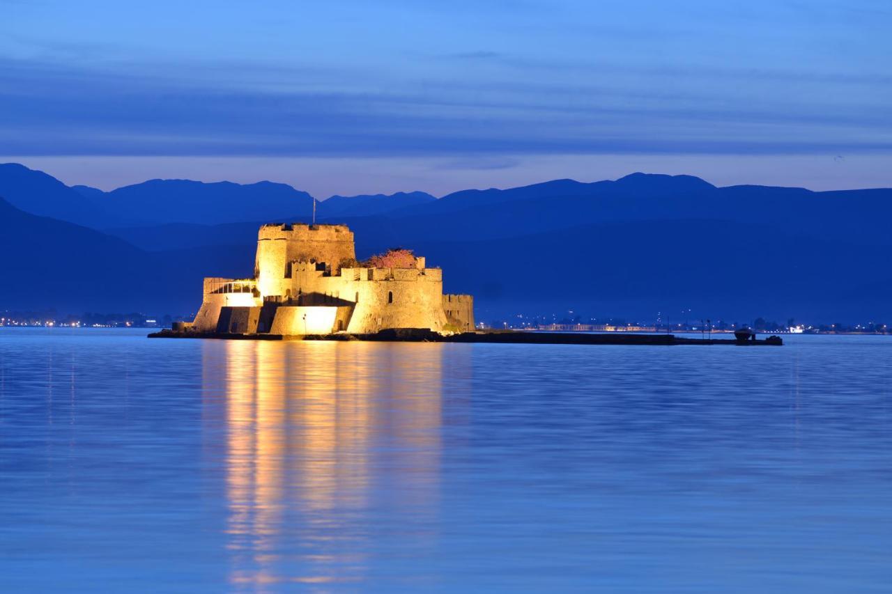 Margietta'S Suites Nafplion Exteriör bild